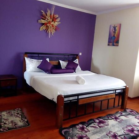 Fourways Junction Villa 1 ナイロビ エクステリア 写真