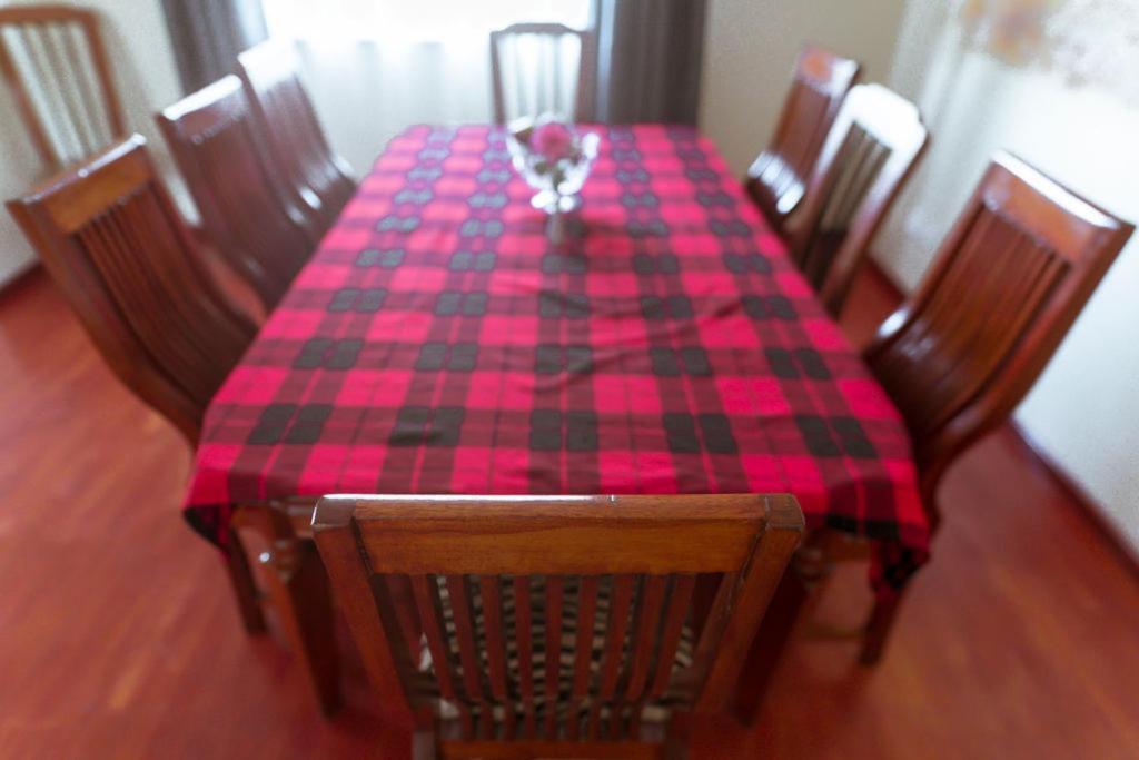 Fourways Junction Villa 1 ナイロビ エクステリア 写真
