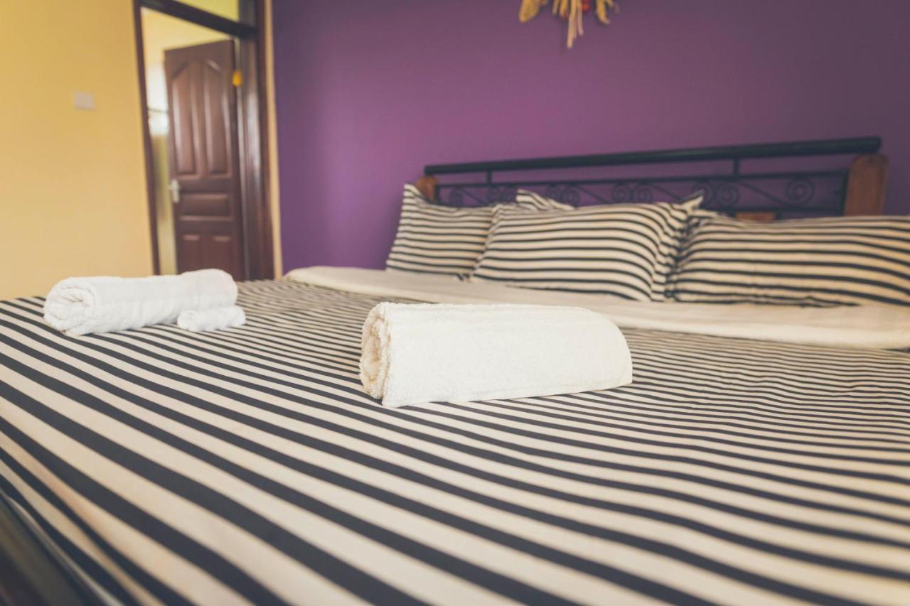 Fourways Junction Villa 1 ナイロビ エクステリア 写真
